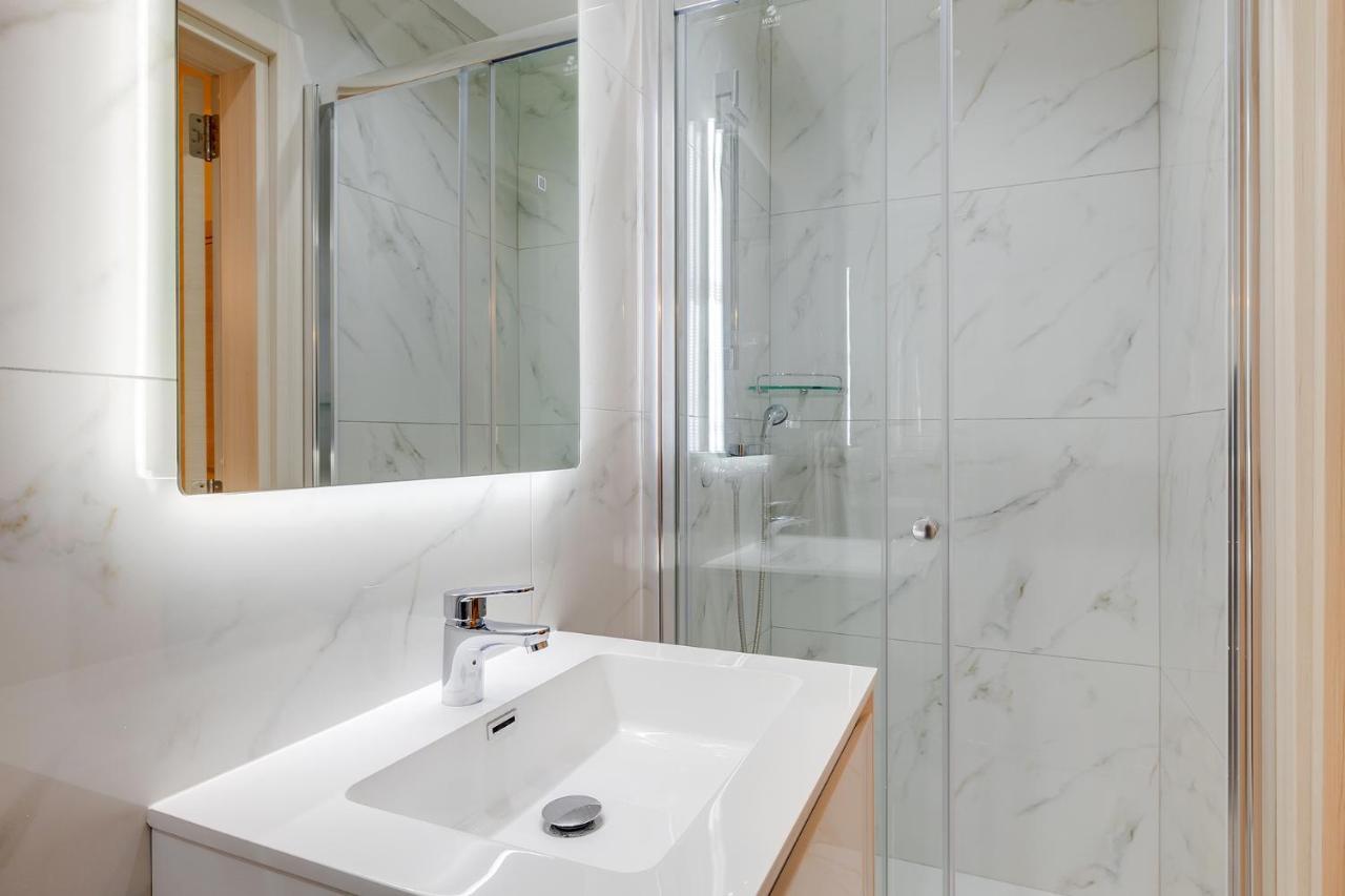 Cosy Apartment Steps To St George'S Bay Saint Julian's エクステリア 写真